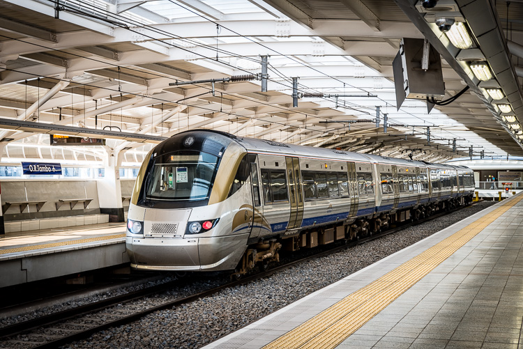 Gautrain - train - OR Tambo 02