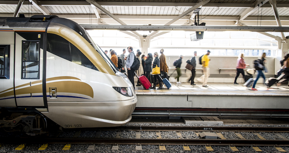 Gautrain - train - people
